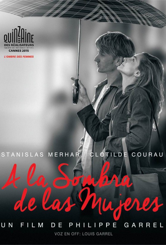 A LA SOMBRA DE LAS MUJERES